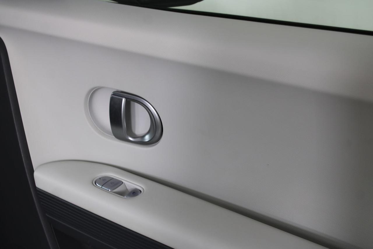 2023 Hyundai IONIQ 5 SE Standard Range Fredericksburg VA