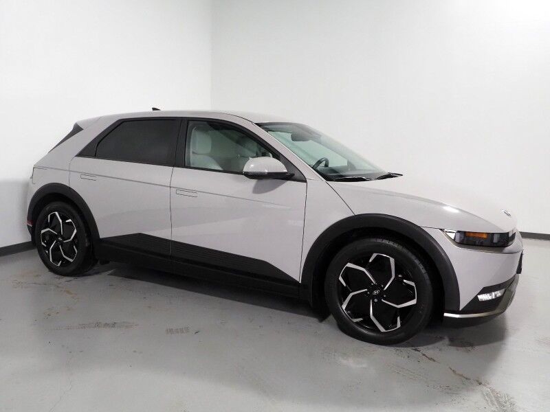 2023 Hyundai IONIQ 5 SEL (77 kWh Battery - 303 Mile Range) *NAVIGATION, SAFETY ALERTS, ADAPTIVE CRUISE, BACKUP-CAMERA, COLOR TOUCHSCREEN, HEATED SEATS/STEERING, POWER TAILGATE, WIRELESS CHARGING, ANDROID & APPLE