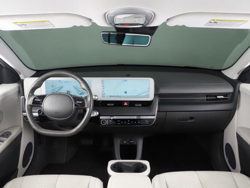 2023 Hyundai IONIQ 5 SEL (77 kWh Battery - 303 Mile Range) *NAVIGATION, SAFETY ALERTS, ADAPTIVE CRUISE, BACKUP-CAMERA, COLOR TOUCHSCREEN, HEATED SEATS/STEERING, POWER TAILGATE, WIRELESS CHARGING, ANDROID & APPLE