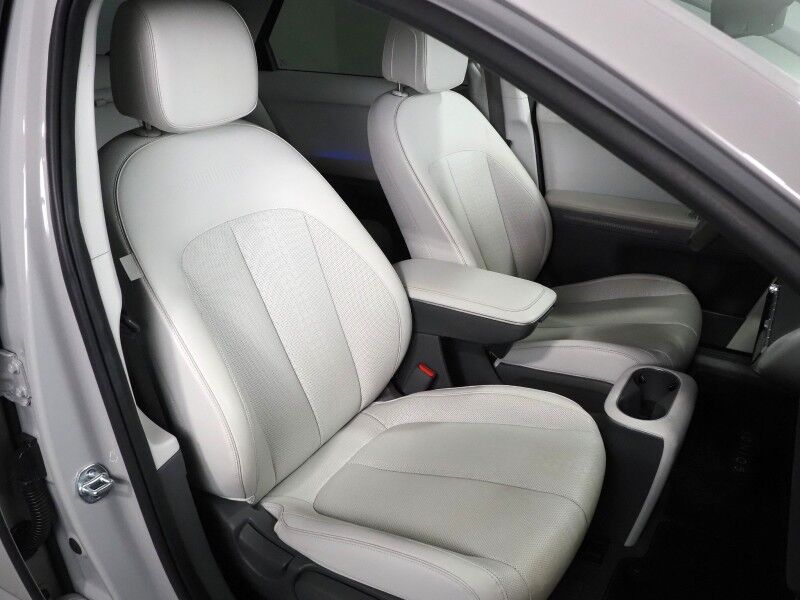 2023 Hyundai IONIQ 5 SEL (77 kWh Battery - 303 Mile Range) *NAVIGATION, SAFETY ALERTS, ADAPTIVE CRUISE, BACKUP-CAMERA, COLOR TOUCHSCREEN, HEATED SEATS/STEERING, POWER TAILGATE, WIRELESS CHARGING, ANDROID & APPLE