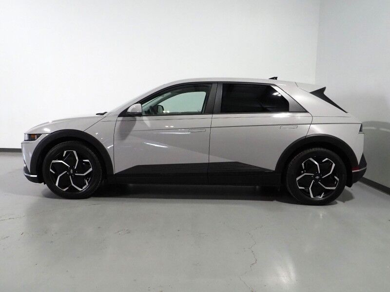 2023 Hyundai IONIQ 5 SEL (77 kWh Battery - 303 Mile Range) *NAVIGATION, SAFETY ALERTS, ADAPTIVE CRUISE, BACKUP-CAMERA, COLOR TOUCHSCREEN, HEATED SEATS/STEERING, POWER TAILGATE, WIRELESS CHARGING, ANDROID & APPLE Round Rock TX