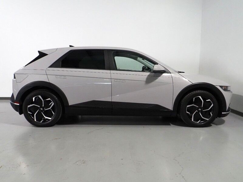 2023 Hyundai IONIQ 5 SEL (77 kWh Battery - 303 Mile Range) *NAVIGATION, SAFETY ALERTS, ADAPTIVE CRUISE, BACKUP-CAMERA, COLOR TOUCHSCREEN, HEATED SEATS/STEERING, POWER TAILGATE, WIRELESS CHARGING, ANDROID & APPLE Round Rock TX