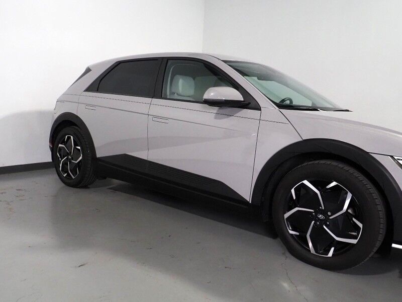 2023 Hyundai IONIQ 5 SEL (77 kWh Battery - 303 Mile Range) *NAVIGATION, SAFETY ALERTS, ADAPTIVE CRUISE, BACKUP-CAMERA, COLOR TOUCHSCREEN, HEATED SEATS/STEERING, POWER TAILGATE, WIRELESS CHARGING, ANDROID & APPLE Round Rock TX