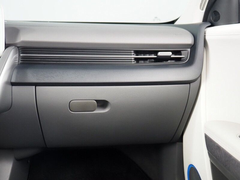 2023 Hyundai IONIQ 5 SEL (77 kWh Battery - 303 Mile Range) *NAVIGATION, SAFETY ALERTS, ADAPTIVE CRUISE, BACKUP-CAMERA, COLOR TOUCHSCREEN, HEATED SEATS/STEERING, POWER TAILGATE, WIRELESS CHARGING, ANDROID & APPLE Round Rock TX