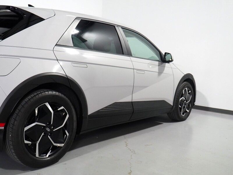 2023 Hyundai IONIQ 5 SEL (77 kWh Battery - 303 Mile Range) *NAVIGATION, SAFETY ALERTS, ADAPTIVE CRUISE, BACKUP-CAMERA, COLOR TOUCHSCREEN, HEATED SEATS/STEERING, POWER TAILGATE, WIRELESS CHARGING, ANDROID & APPLE Round Rock TX