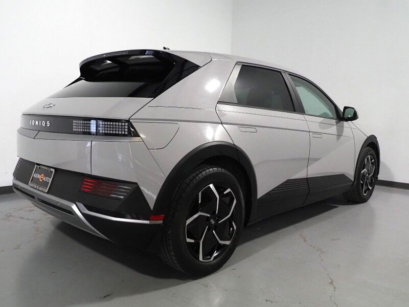 2023 Hyundai IONIQ 5 SEL (77 kWh Battery - 303 Mile Range) *NAVIGATION, SAFETY ALERTS, ADAPTIVE CRUISE, BACKUP-CAMERA, COLOR TOUCHSCREEN, HEATED SEATS/STEERING, POWER TAILGATE, WIRELESS CHARGING, ANDROID & APPLE Round Rock TX