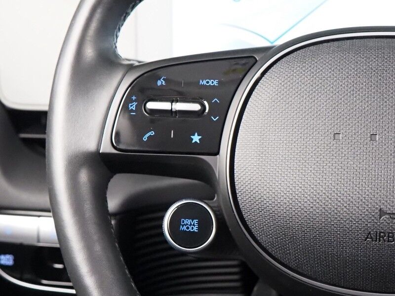 2023 Hyundai IONIQ 5 SEL AWD *NAVIGATION, ADAPTIVE CRUISE, SAFETY ALERTS, BACKUP-CAMERA, COLOR TOUCHSCREEN, HEATED SEATS/STEERING, POWER LIFTGATE, WIRELESS CHARGING, ANDROID & APPLE Round Rock TX