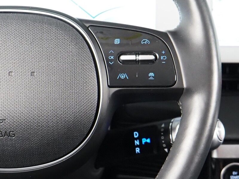 2023 Hyundai IONIQ 5 SEL AWD *NAVIGATION, ADAPTIVE CRUISE, SAFETY ALERTS, BACKUP-CAMERA, COLOR TOUCHSCREEN, HEATED SEATS/STEERING, POWER LIFTGATE, WIRELESS CHARGING, ANDROID & APPLE Round Rock TX