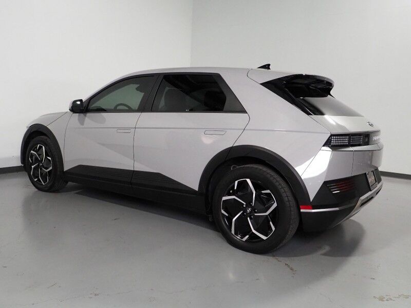 2023 Hyundai IONIQ 5 SEL AWD *NAVIGATION, ADAPTIVE CRUISE, SAFETY ALERTS, BACKUP-CAMERA, COLOR TOUCHSCREEN, HEATED SEATS/STEERING, POWER LIFTGATE, WIRELESS CHARGING, ANDROID & APPLE Round Rock TX