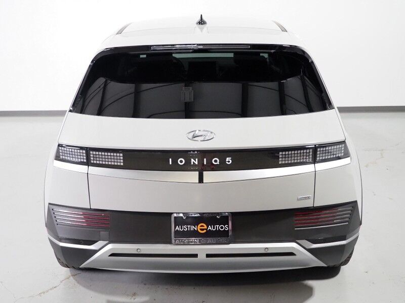 2023 Hyundai IONIQ 5 SEL AWD *NAVIGATION, ADAPTIVE CRUISE, SAFETY ALERTS, BACKUP-CAMERA, COLOR TOUCHSCREEN, HEATED SEATS/STEERING, POWER LIFTGATE, WIRELESS CHARGING, ANDROID & APPLE Round Rock TX