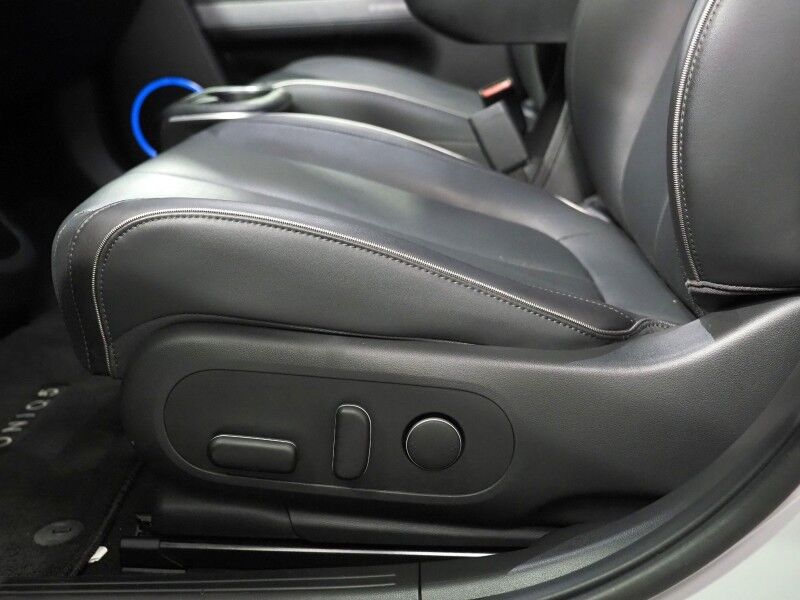 2023 Hyundai IONIQ 5 SEL AWD *NAVIGATION, ADAPTIVE CRUISE, SAFETY ALERTS, BACKUP-CAMERA, COLOR TOUCHSCREEN, HEATED SEATS/STEERING, POWER LIFTGATE, WIRELESS CHARGING, ANDROID & APPLE Round Rock TX