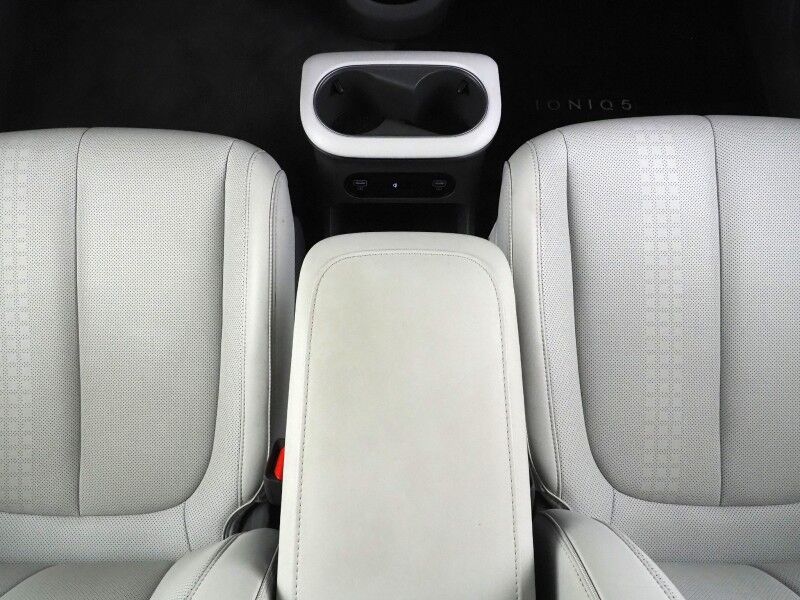 2023 Hyundai IONIQ 5 SEL AWD *NAVIGATION, ADAPTIVE CRUISE, SAFETY ALERTS, BACKUP-CAMERA, COLOR TOUCHSCREEN, HEATED SEATS/STEERING, POWER LIFTGATE, WIRELESS CHARGING, ANDROID & APPLE Round Rock TX