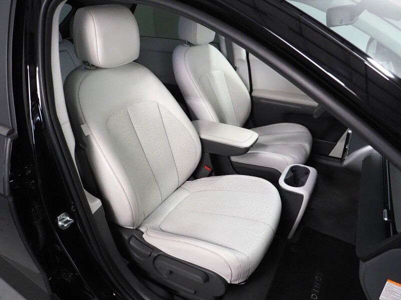 2023 Hyundai IONIQ 5 SEL AWD *NAVIGATION, ADAPTIVE CRUISE, SAFETY ALERTS, BACKUP-CAMERA, COLOR TOUCHSCREEN, HEATED SEATS/STEERING, POWER LIFTGATE, WIRELESS CHARGING, ANDROID & APPLE