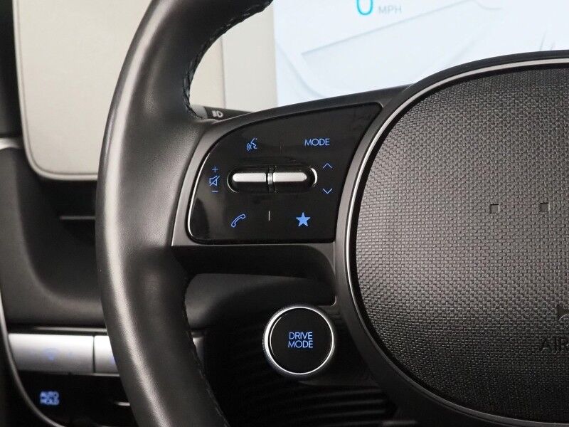 2023 Hyundai IONIQ 5 SEL AWD *NAVIGATION, ADAPTIVE CRUISE, SAFETY ALERTS, BACKUP-CAMERA, COLOR TOUCHSCREEN, HEATED SEATS/STEERING, POWER LIFTGATE, WIRELESS CHARGING, ANDROID & APPLE Round Rock TX