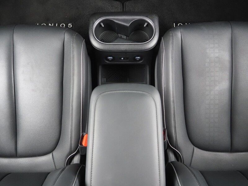 2023 Hyundai IONIQ 5 SEL AWD *NAVIGATION, ADAPTIVE CRUISE, SAFETY ALERTS, BACKUP-CAMERA, COLOR TOUCHSCREEN, HEATED SEATS/STEERING, POWER LIFTGATE, WIRELESS CHARGING, ANDROID & APPLE Round Rock TX