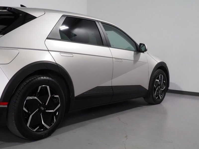 2023 Hyundai IONIQ 5 SEL AWD *NAVIGATION, ADAPTIVE CRUISE, SAFETY ALERTS, BACKUP-CAMERA, COLOR TOUCHSCREEN, HEATED SEATS/STEERING, POWER LIFTGATE, WIRELESS CHARGING, ANDROID & APPLE Round Rock TX