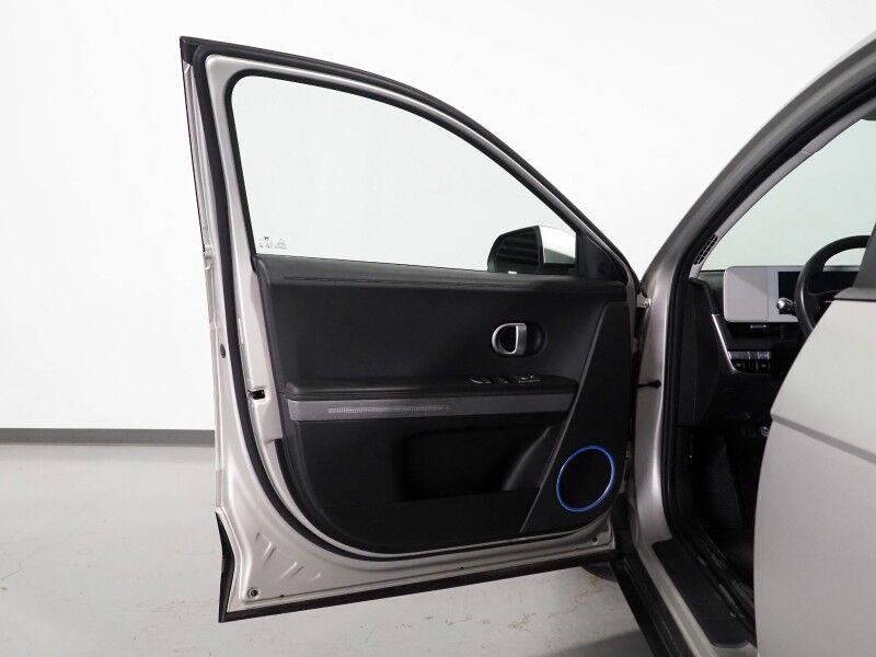 2023 Hyundai IONIQ 5 SEL AWD *NAVIGATION, ADAPTIVE CRUISE, SAFETY ALERTS, BACKUP-CAMERA, COLOR TOUCHSCREEN, HEATED SEATS/STEERING, POWER LIFTGATE, WIRELESS CHARGING, ANDROID & APPLE Round Rock TX