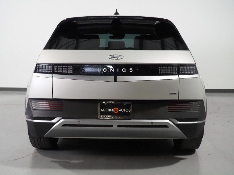 2023 Hyundai IONIQ 5 SEL AWD *NAVIGATION, ADAPTIVE CRUISE, SAFETY ALERTS, BACKUP-CAMERA, COLOR TOUCHSCREEN, HEATED SEATS/STEERING, POWER LIFTGATE, WIRELESS CHARGING, ANDROID & APPLE Round Rock TX