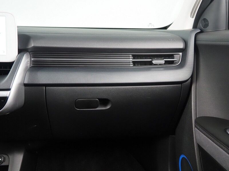 2023 Hyundai IONIQ 5 SEL AWD *NAVIGATION, ADAPTIVE CRUISE, SAFETY ALERTS, BACKUP-CAMERA, COLOR TOUCHSCREEN, HEATED SEATS/STEERING, POWER LIFTGATE, WIRELESS CHARGING, ANDROID & APPLE Round Rock TX