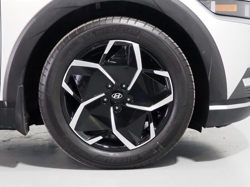 2023 Hyundai IONIQ 5 SEL AWD *NAVIGATION, ADAPTIVE CRUISE, SAFETY ALERTS, BACKUP-CAMERA, COLOR TOUCHSCREEN, HEATED SEATS/STEERING, POWER LIFTGATE, WIRELESS CHARGING, ANDROID & APPLE Round Rock TX