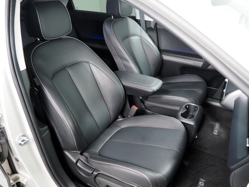 2023 Hyundai IONIQ 5 SEL AWD *NAVIGATION, ADAPTIVE CRUISE, SAFETY ALERTS, BACKUP-CAMERA, COLOR TOUCHSCREEN, HEATED SEATS/STEERING, POWER LIFTGATE, WIRELESS CHARGING, ANDROID & APPLE