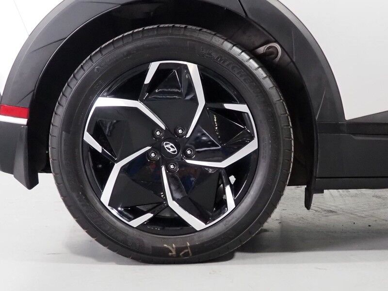 2023 Hyundai IONIQ 5 SEL AWD *NAVIGATION, ADAPTIVE CRUISE, SAFETY ALERTS, BACKUP-CAMERA, COLOR TOUCHSCREEN, HEATED SEATS/STEERING, POWER LIFTGATE, WIRELESS CHARGING, ANDROID & APPLE Round Rock TX