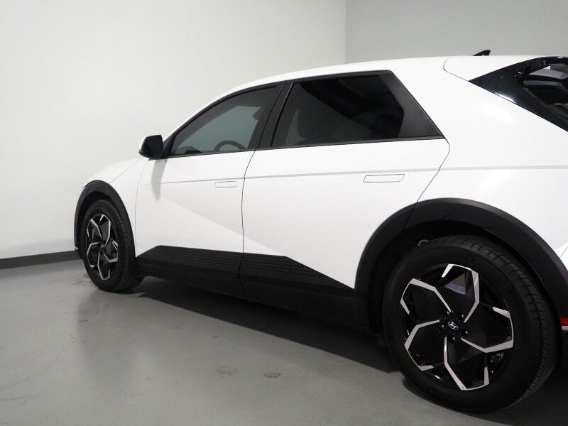 2023 Hyundai IONIQ 5 SEL AWD *NAVIGATION, SAFETY ALERTS, ADAPTIVE CRUISE, BACKUP-CAMERA, COLOR TOUCHSCREEN, HEATED SEATS/STEERING, POWER TAILGATE, WIRELESS CHARGING, ANDROID & APPLE Round Rock TX