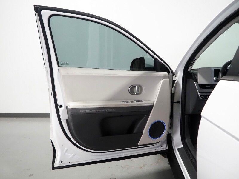 2023 Hyundai IONIQ 5 SEL AWD *NAVIGATION, SAFETY ALERTS, ADAPTIVE CRUISE, BACKUP-CAMERA, COLOR TOUCHSCREEN, HEATED SEATS/STEERING, POWER TAILGATE, WIRELESS CHARGING, ANDROID & APPLE Round Rock TX
