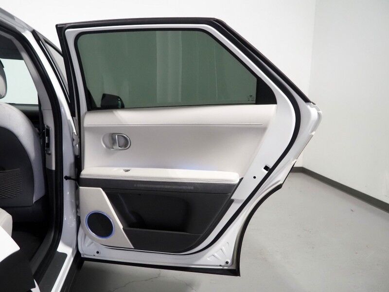 2023 Hyundai IONIQ 5 SEL AWD *NAVIGATION, SAFETY ALERTS, ADAPTIVE CRUISE, BACKUP-CAMERA, COLOR TOUCHSCREEN, HEATED SEATS/STEERING, POWER TAILGATE, WIRELESS CHARGING, ANDROID & APPLE Round Rock TX