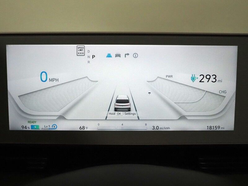 2023 Hyundai IONIQ 5 SEL AWD *NAVIGATION, SAFETY ALERTS, ADAPTIVE CRUISE, BACKUP-CAMERA, COLOR TOUCHSCREEN, HEATED SEATS/STEERING, POWER TAILGATE, WIRELESS CHARGING, ANDROID & APPLE Round Rock TX