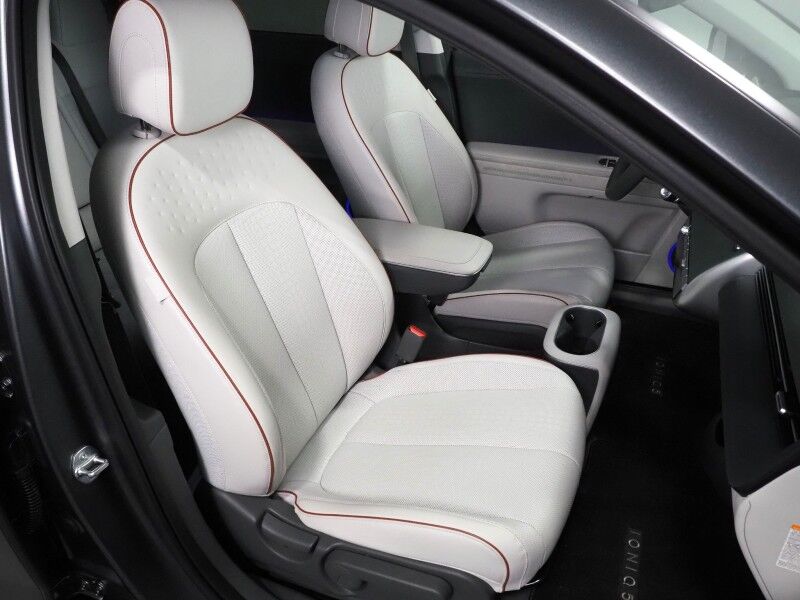 2023 Hyundai IONIQ 5 SEL AWD *NAVIGATION, SAFETY ALERTS, ADAPTIVE CRUISE, BACKUP-CAMERA, COLOR TOUCHSCREEN, HEATED SEATS/STEERING, POWER TAILGATE, WIRELESS CHARGING, ANDROID & APPLE Round Rock TX