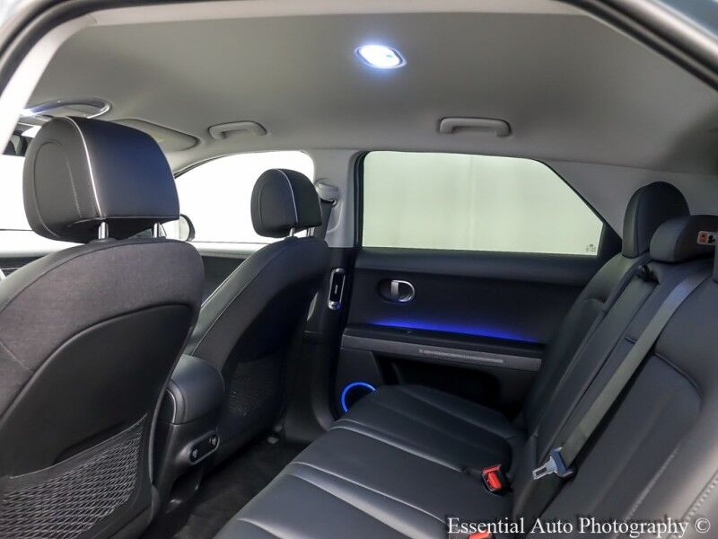 2023 Hyundai IONIQ 5 SEL PRICE INCLUDES $4000 IRS TAX CREDIT!! YOU MUST QUALIFY!! Willowbrook IL