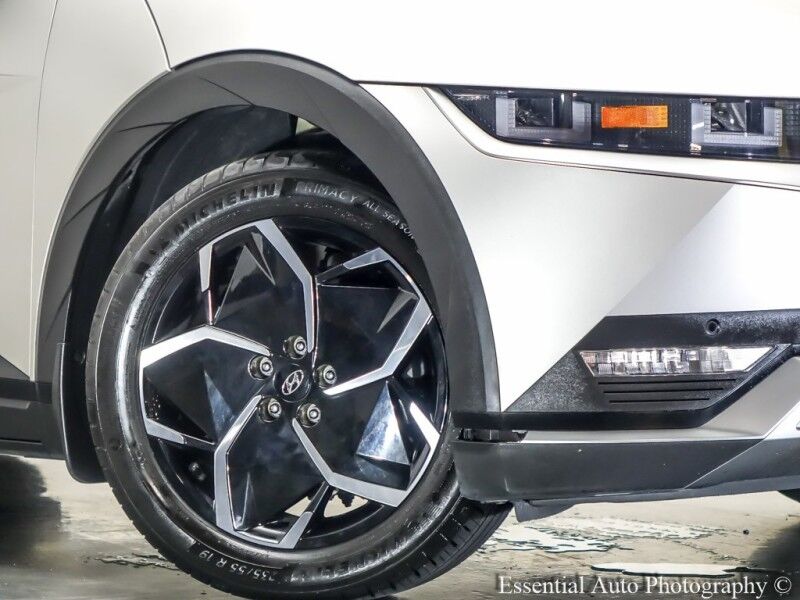 2023 Hyundai IONIQ 5 SEL PRICE INCLUDES $4000 IRS TAX CREDIT!! YOU MUST QUALIFY!! Willowbrook IL