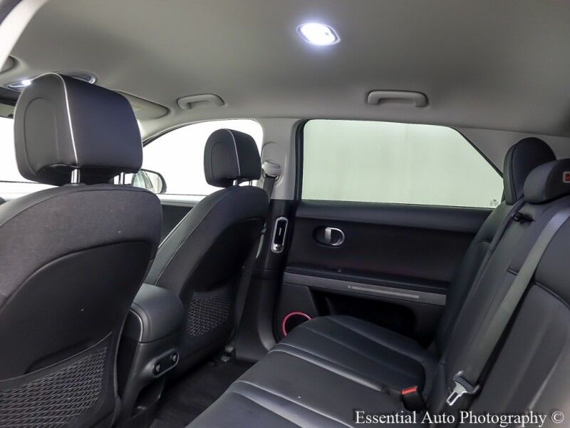2023 Hyundai IONIQ 5 SEL PRICE INCLUDES $4000 IRS TAX CREDIT!! YOU MUST QUALIFY!! Willowbrook IL