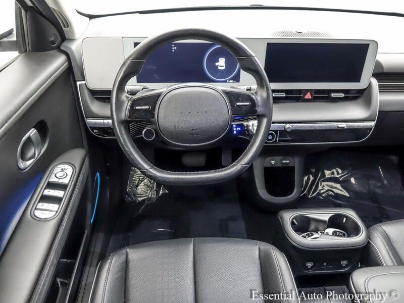 2023 Hyundai IONIQ 5 SEL PRICE INCLUDES THE $4000 ILLINOIS EV TAX CREDIT Willowbrook IL