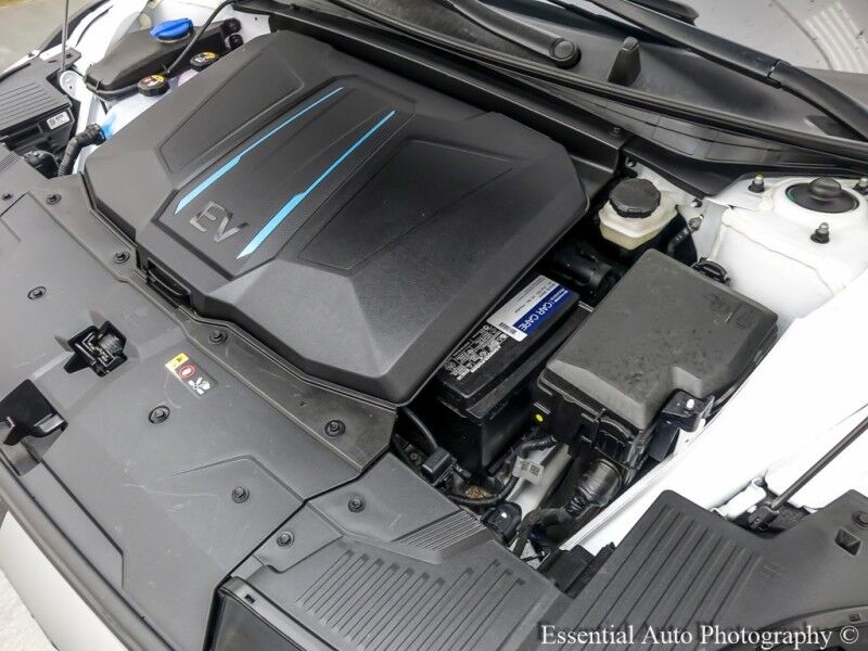 2023 Hyundai IONIQ 5 SEL PRICE INCLUDES THE $4000 ILLINOIS EV TAX CREDIT Willowbrook IL