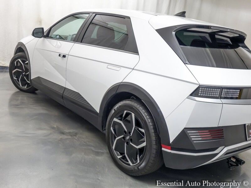 2023 Hyundai IONIQ 5 SEL PRICE INCLUDES THE $4000 ILLINOIS EV TAX CREDIT Willowbrook IL