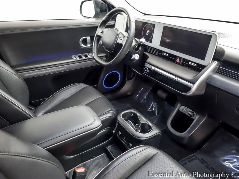 2023 Hyundai IONIQ 5 SEL PRICE INLUDES THE $4000 ILLINOIS EV TAX CREDIT Willowbrook IL