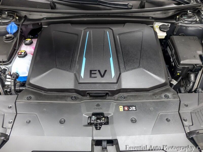 2023 Hyundai IONIQ 5 SEL PRICE INLUDES THE $4000 ILLINOIS EV TAX CREDIT Willowbrook IL