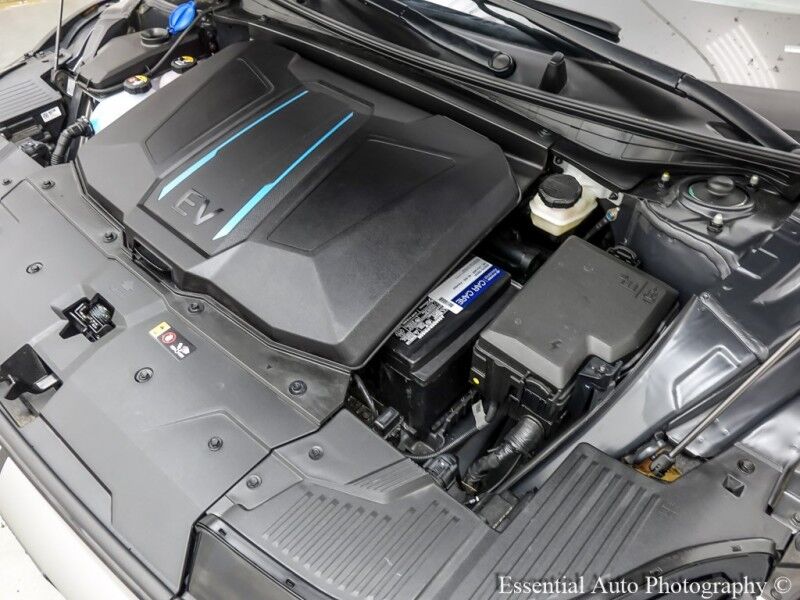 2023 Hyundai IONIQ 5 SEL PRICE INLUDES THE $4000 ILLINOIS EV TAX CREDIT Willowbrook IL