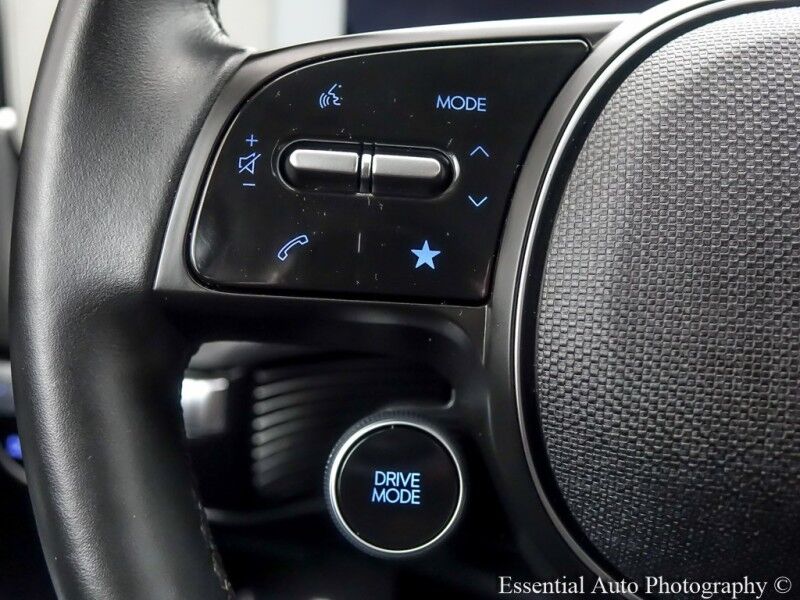 2023 Hyundai IONIQ 5 SEL PRICE INLUDES THE $4000 ILLINOIS EV TAX CREDIT Willowbrook IL