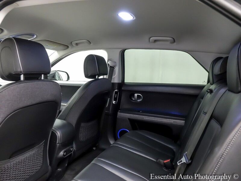2023 Hyundai IONIQ 5 SEL PRICE INLUDES THE $4000 ILLINOIS EV TAX CREDIT Willowbrook IL