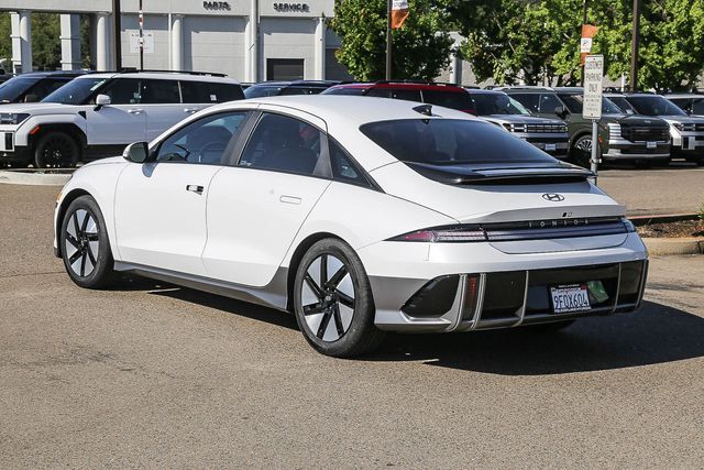 2023 Hyundai IONIQ 6 SE