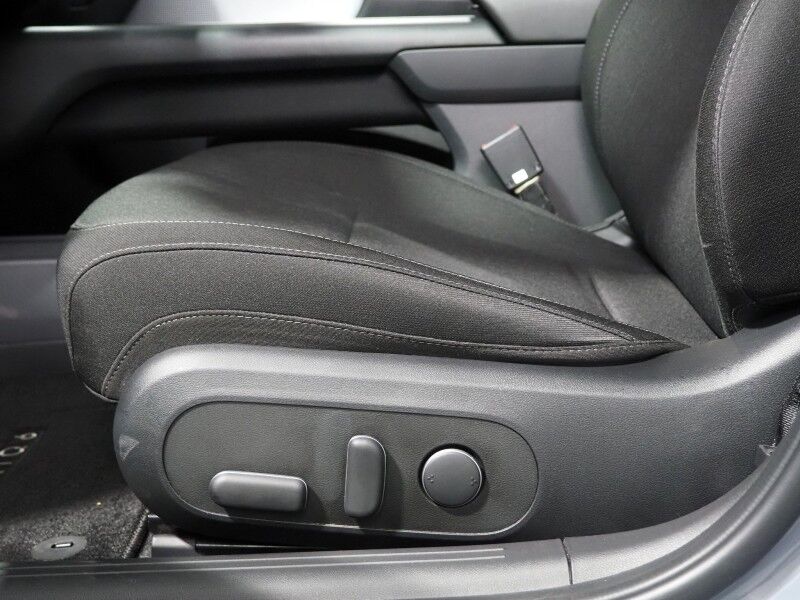 2023 Hyundai IONIQ 6 SE Standard Range *NAVIGATION, ADAPTIVE CRUISE, SAFETY ALERTS, BACKUP-CAMERA, DIGITAL COCKPIT, COLOR TOUCHSCREEN, HEATED SEATS, 18 INCH ALLOYS, ANDROID & APPLE Round Rock TX