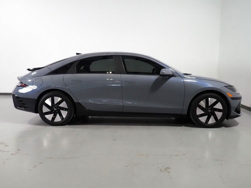 2023 Hyundai IONIQ 6 SE Standard Range *NAVIGATION, ADAPTIVE CRUISE, SAFETY ALERTS, BACKUP-CAMERA, DIGITAL COCKPIT, COLOR TOUCHSCREEN, HEATED SEATS, 18 INCH ALLOYS, ANDROID & APPLE Round Rock TX