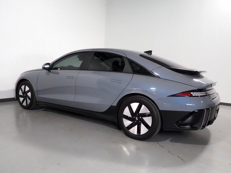 2023 Hyundai IONIQ 6 SE Standard Range *NAVIGATION, ADAPTIVE CRUISE, SAFETY ALERTS, BACKUP-CAMERA, DIGITAL COCKPIT, COLOR TOUCHSCREEN, HEATED SEATS, 18 INCH ALLOYS, ANDROID & APPLE Round Rock TX