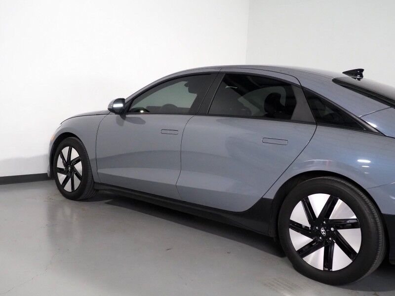 2023 Hyundai IONIQ 6 SE Standard Range *NAVIGATION, ADAPTIVE CRUISE, SAFETY ALERTS, BACKUP-CAMERA, DIGITAL COCKPIT, COLOR TOUCHSCREEN, HEATED SEATS, 18 INCH ALLOYS, ANDROID & APPLE Round Rock TX