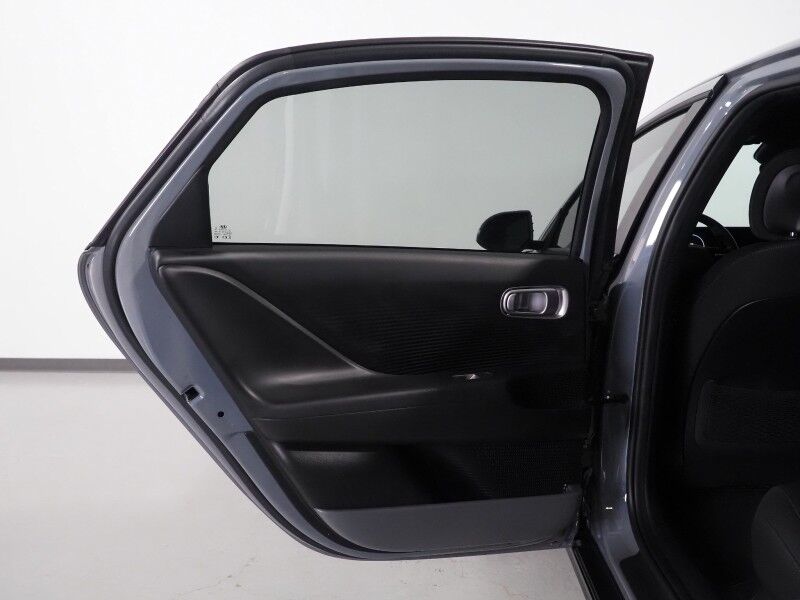 2023 Hyundai IONIQ 6 SE Standard Range *NAVIGATION, ADAPTIVE CRUISE, SAFETY ALERTS, BACKUP-CAMERA, DIGITAL COCKPIT, COLOR TOUCHSCREEN, HEATED SEATS, 18 INCH ALLOYS, ANDROID & APPLE Round Rock TX