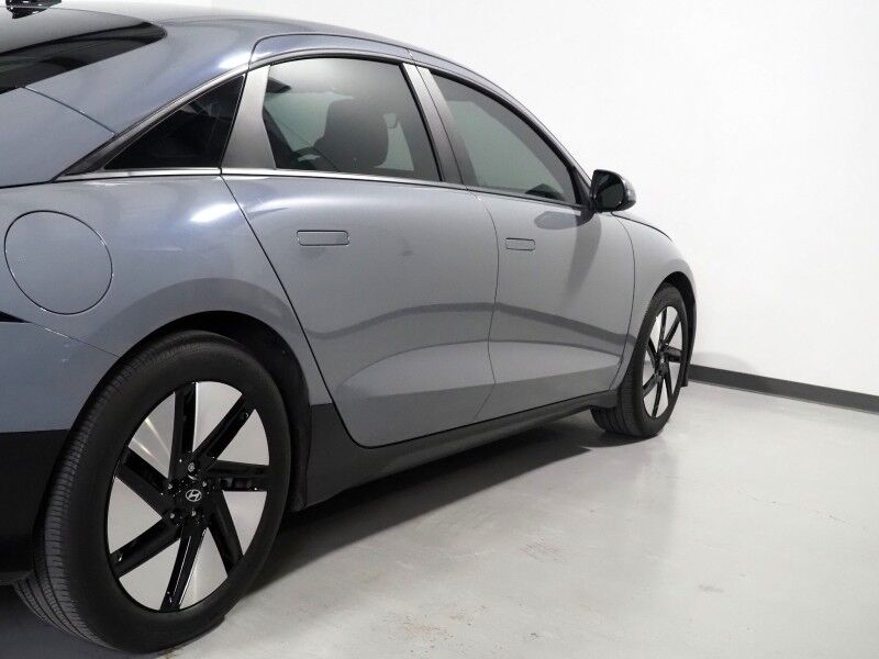 2023 Hyundai IONIQ 6 SE Standard Range *NAVIGATION, ADAPTIVE CRUISE, SAFETY ALERTS, BACKUP-CAMERA, DIGITAL COCKPIT, COLOR TOUCHSCREEN, HEATED SEATS, 18 INCH ALLOYS, ANDROID & APPLE Round Rock TX