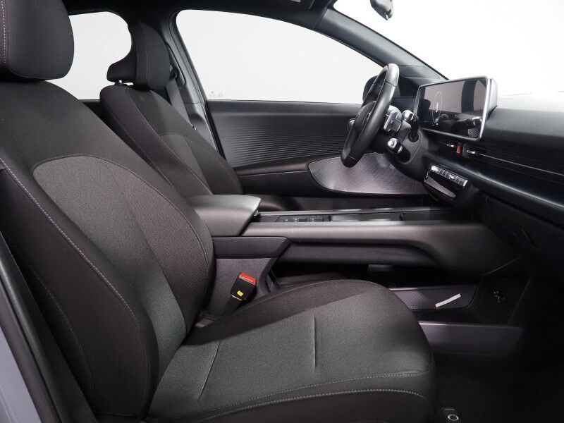 2023 Hyundai IONIQ 6 SE Standard Range *NAVIGATION, ADAPTIVE CRUISE, SAFETY ALERTS, BACKUP-CAMERA, DIGITAL COCKPIT, COLOR TOUCHSCREEN, HEATED SEATS, 18 INCH ALLOYS, ANDROID & APPLE Round Rock TX